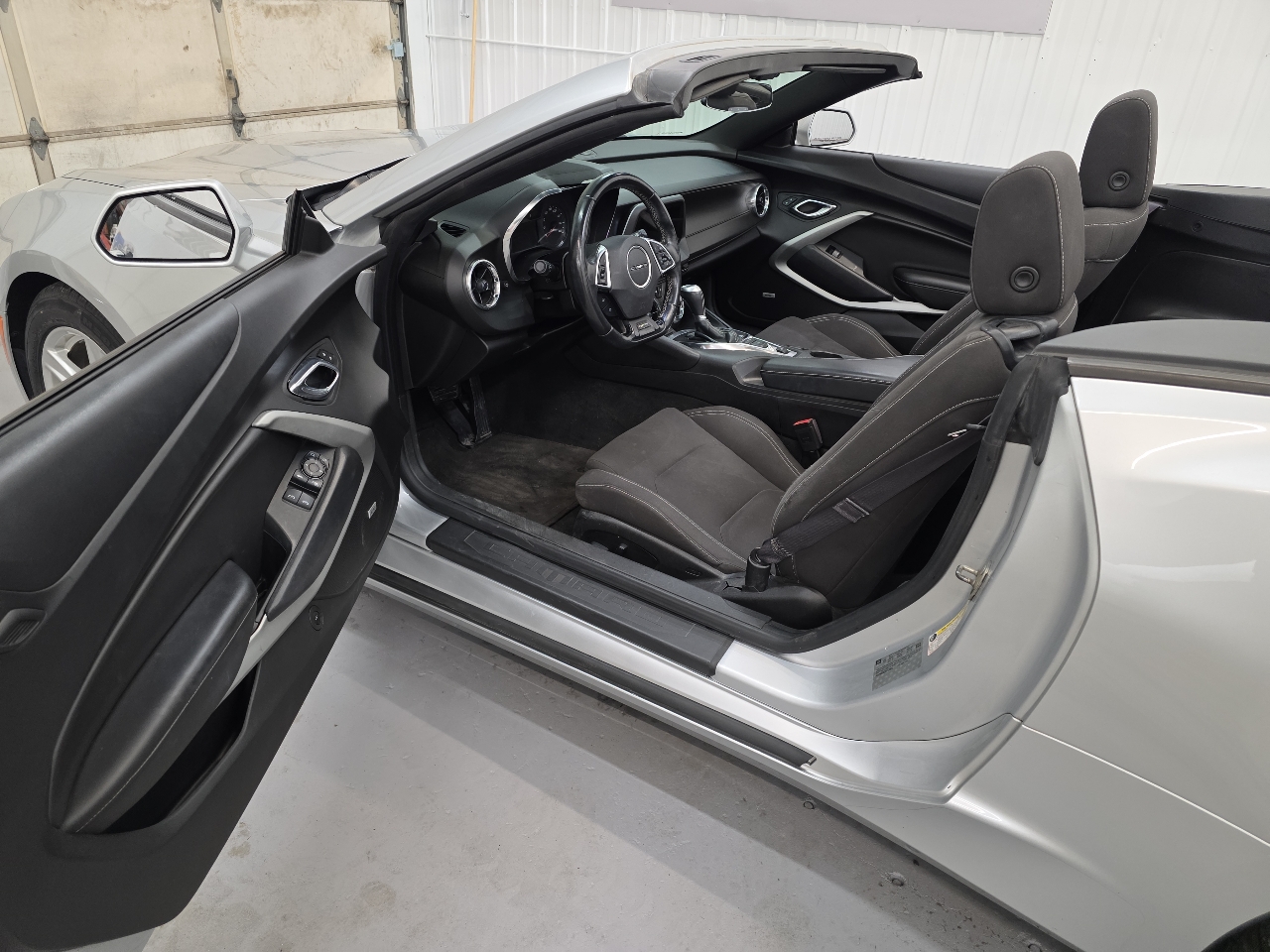 Chevrolet Camaro 2dr Conv 1LT 2017