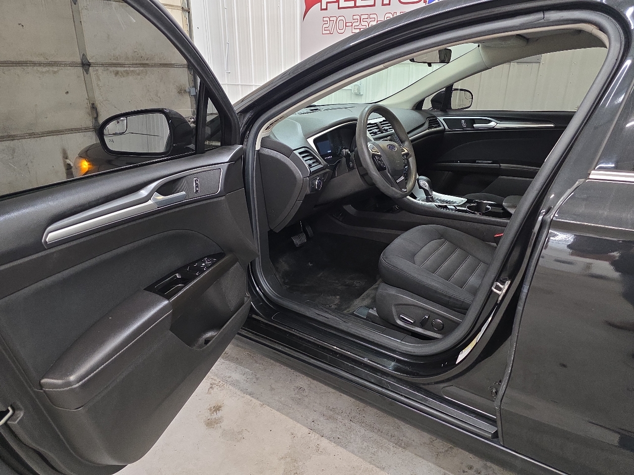 Ford Fusion 4dr Sdn SE FWD 2014