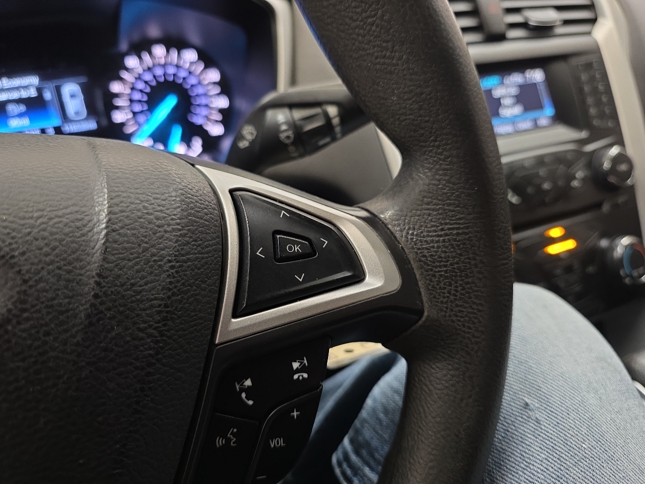 Ford Fusion 4dr Sdn SE FWD 2014