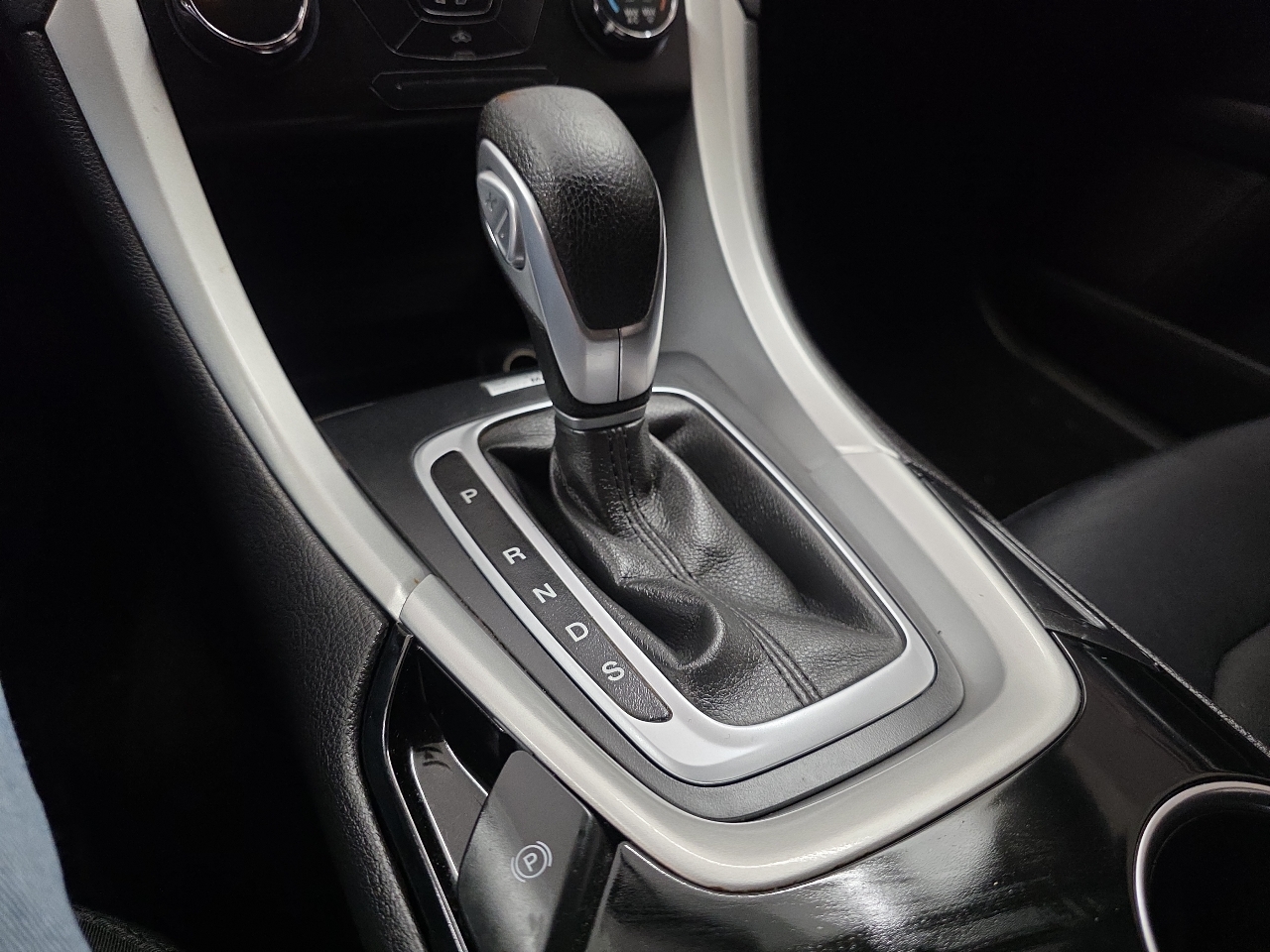 Ford Fusion 4dr Sdn SE FWD 2014