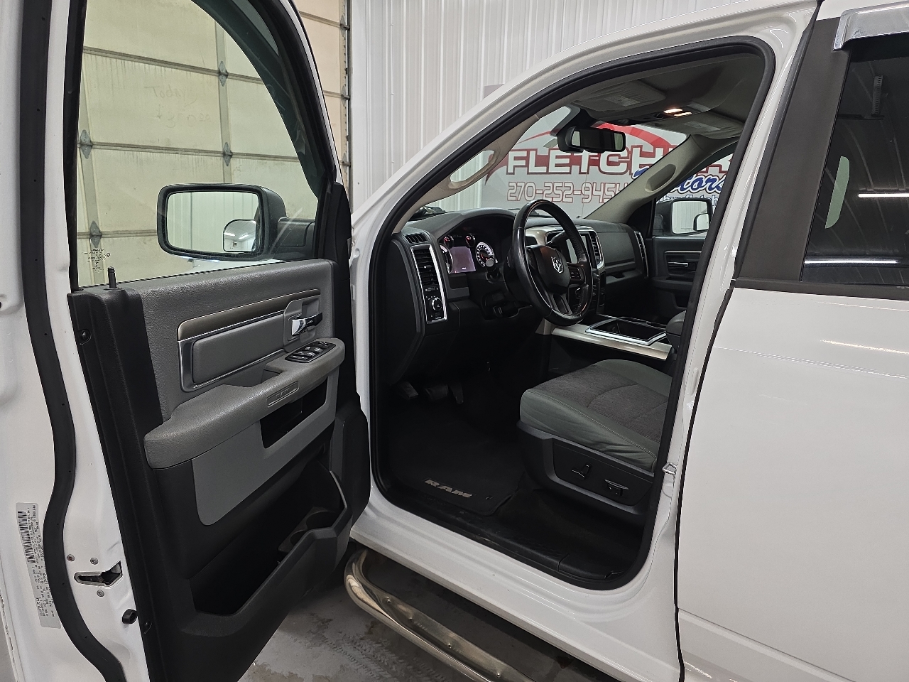 RAM 2500 4WD Crew Cab 149" SLT 2015