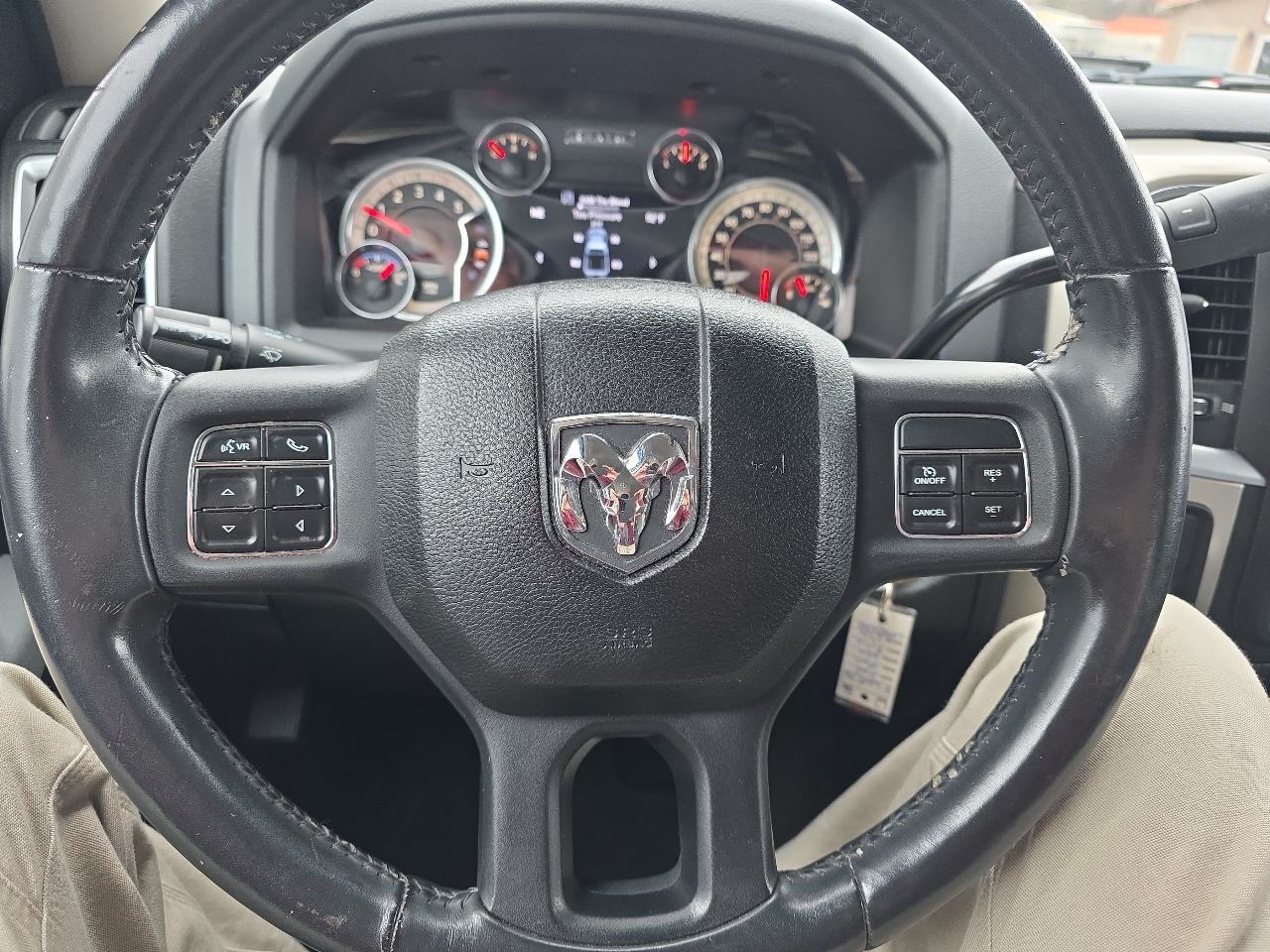 RAM 2500 4WD Crew Cab 149" SLT 2015