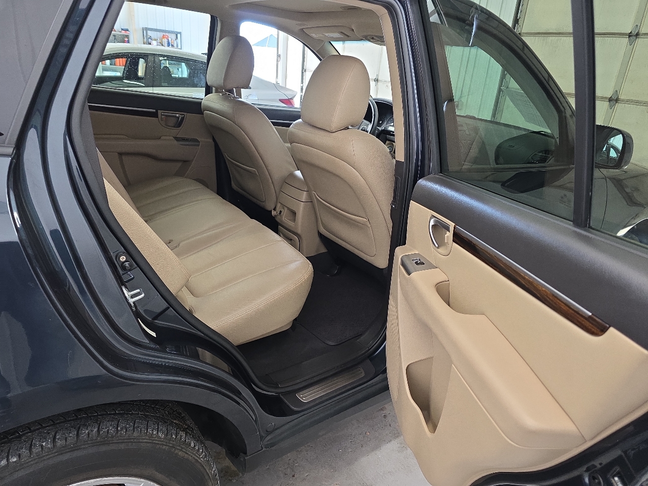 Hyundai Santa Fe FWD 4dr V6 Auto Limited 2010