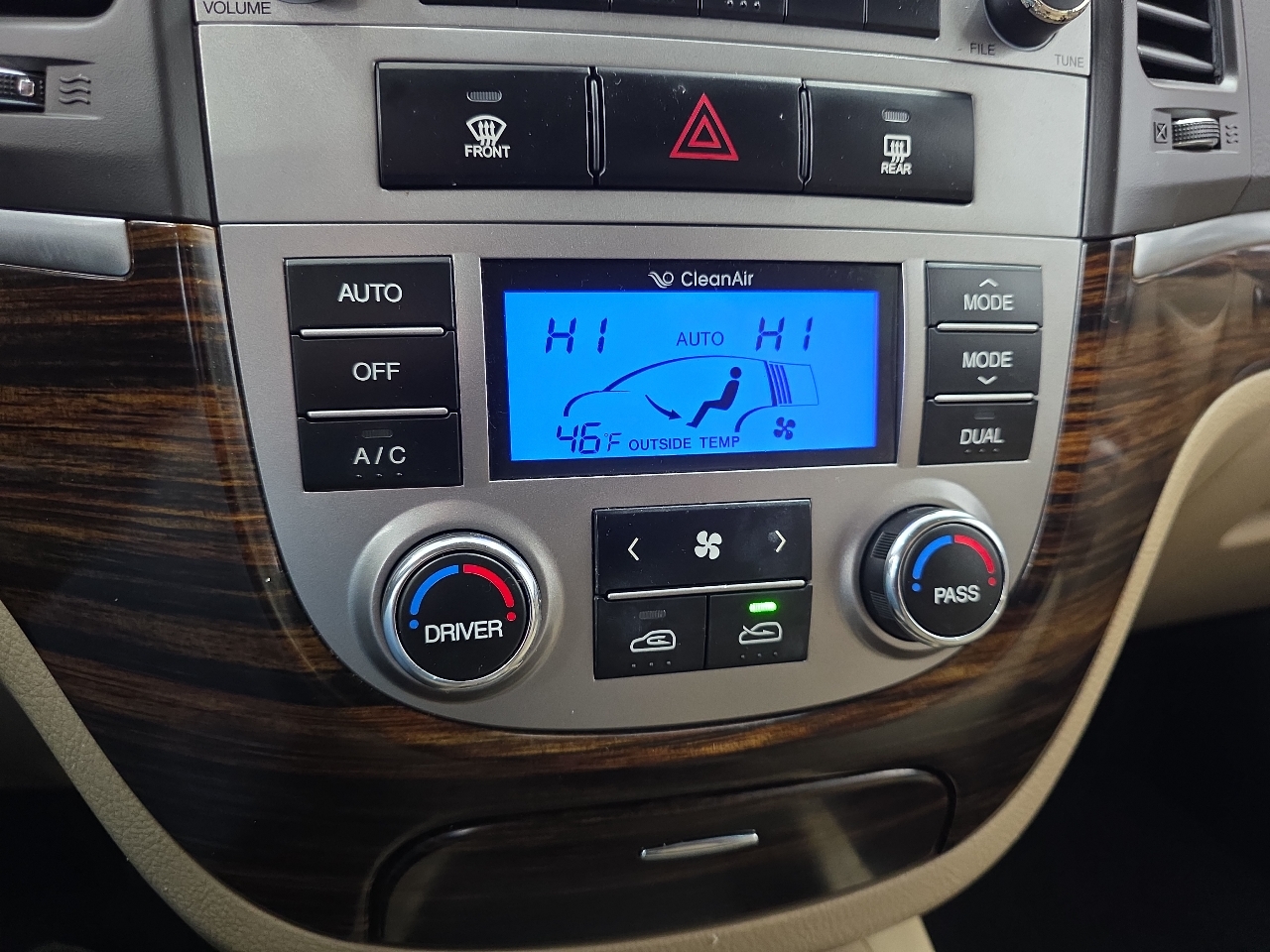 Hyundai Santa Fe FWD 4dr V6 Auto Limited 2010