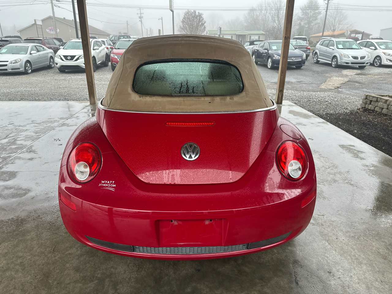 Volkswagen New Beetle Convertible 2dr Auto 2010