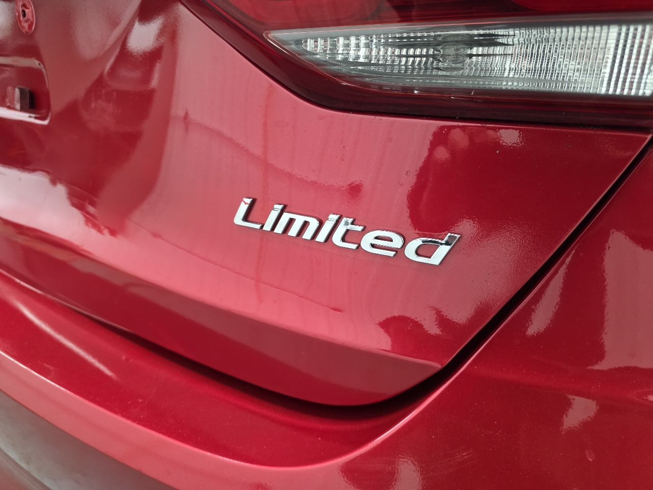 Hyundai Elantra Limited 2.0L Auto (Alabama) *Ltd Avail* 2017