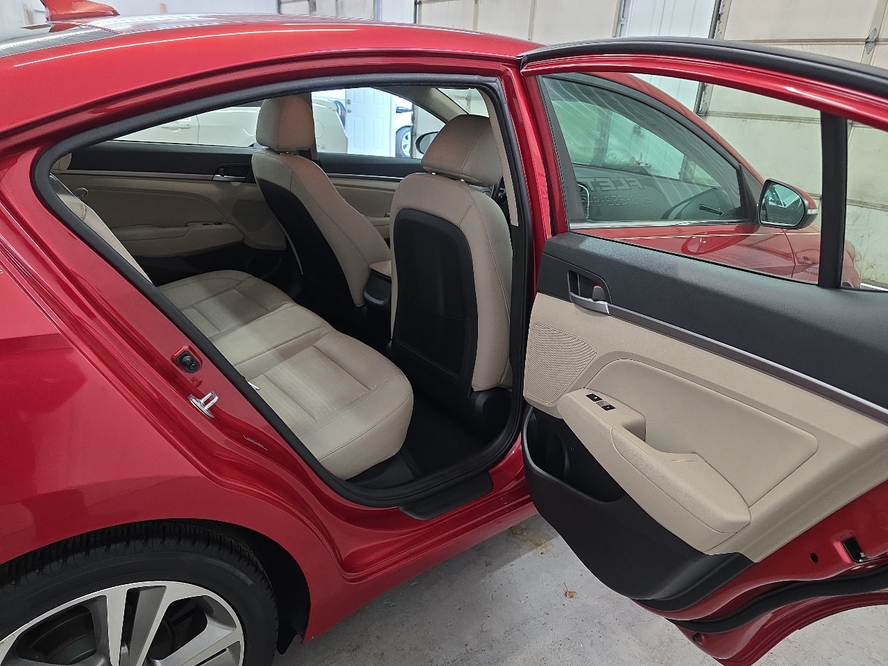 Hyundai Elantra Limited 2.0L Auto (Alabama) *Ltd Avail* 2017