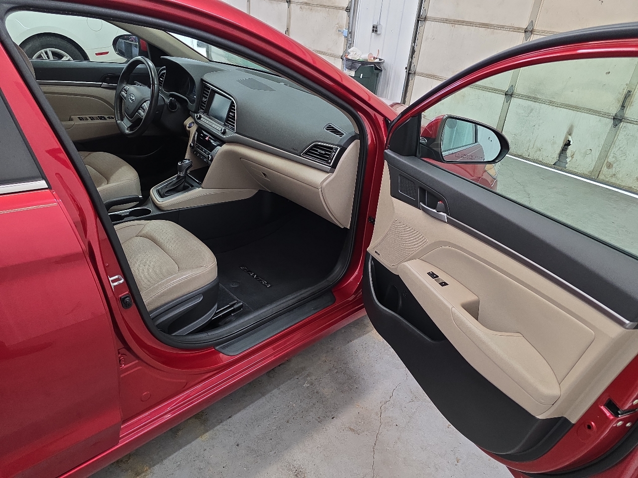 Hyundai Elantra Limited 2.0L Auto (Alabama) *Ltd Avail* 2017