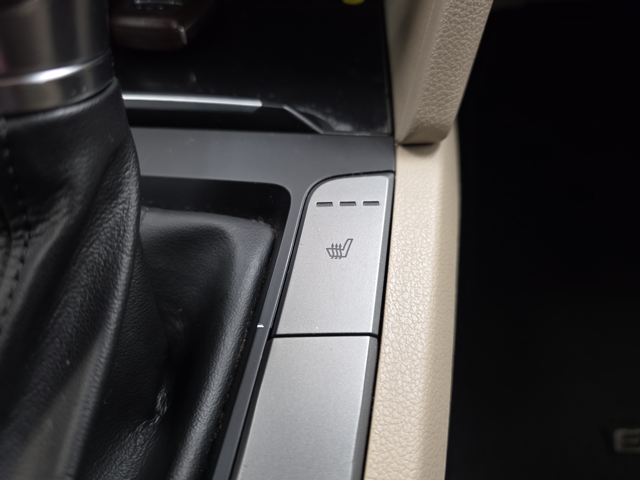 Hyundai Elantra Limited 2.0L Auto (Alabama) *Ltd Avail* 2017