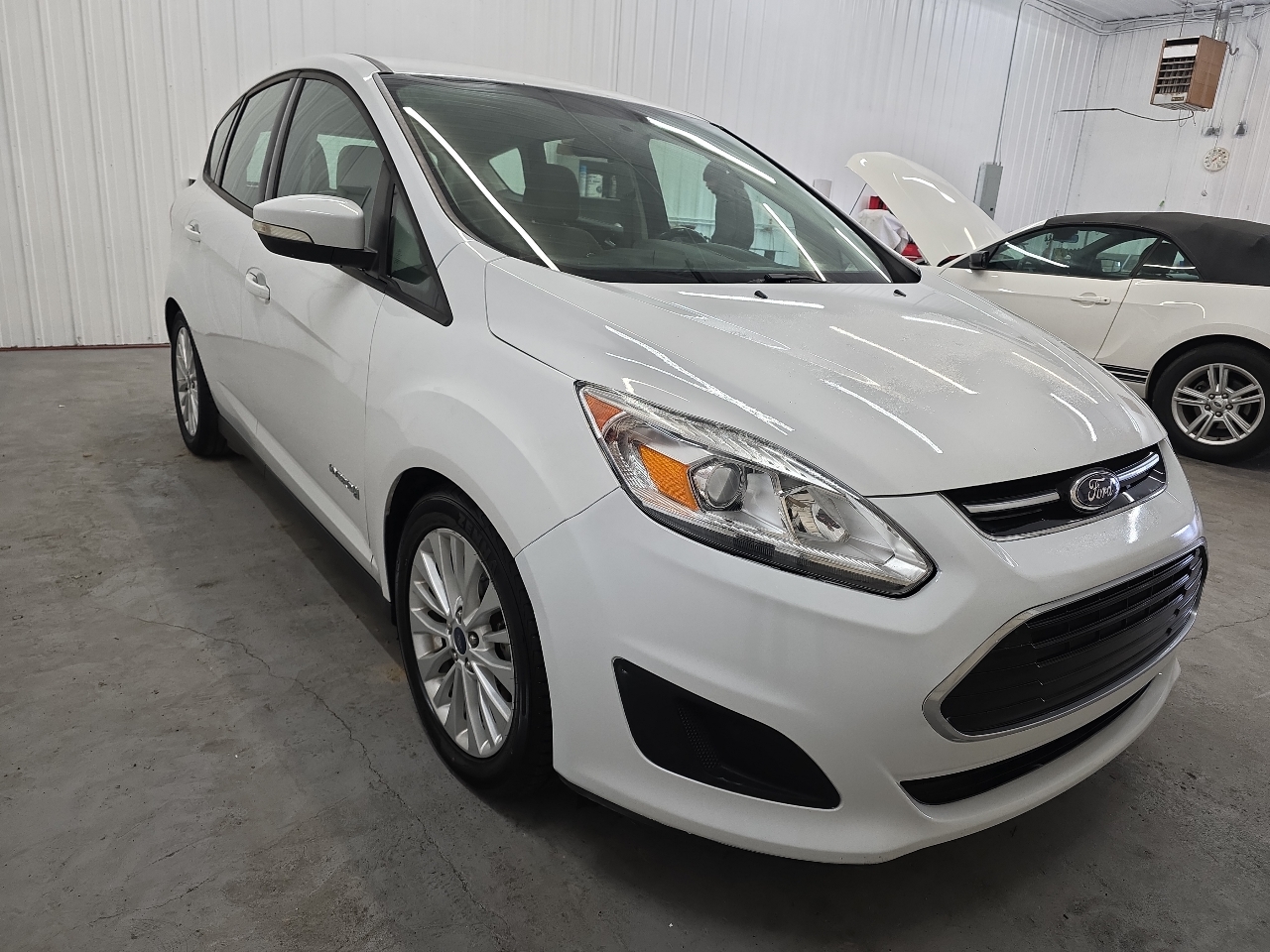 Ford C-Max Hybrid SE FWD 2017