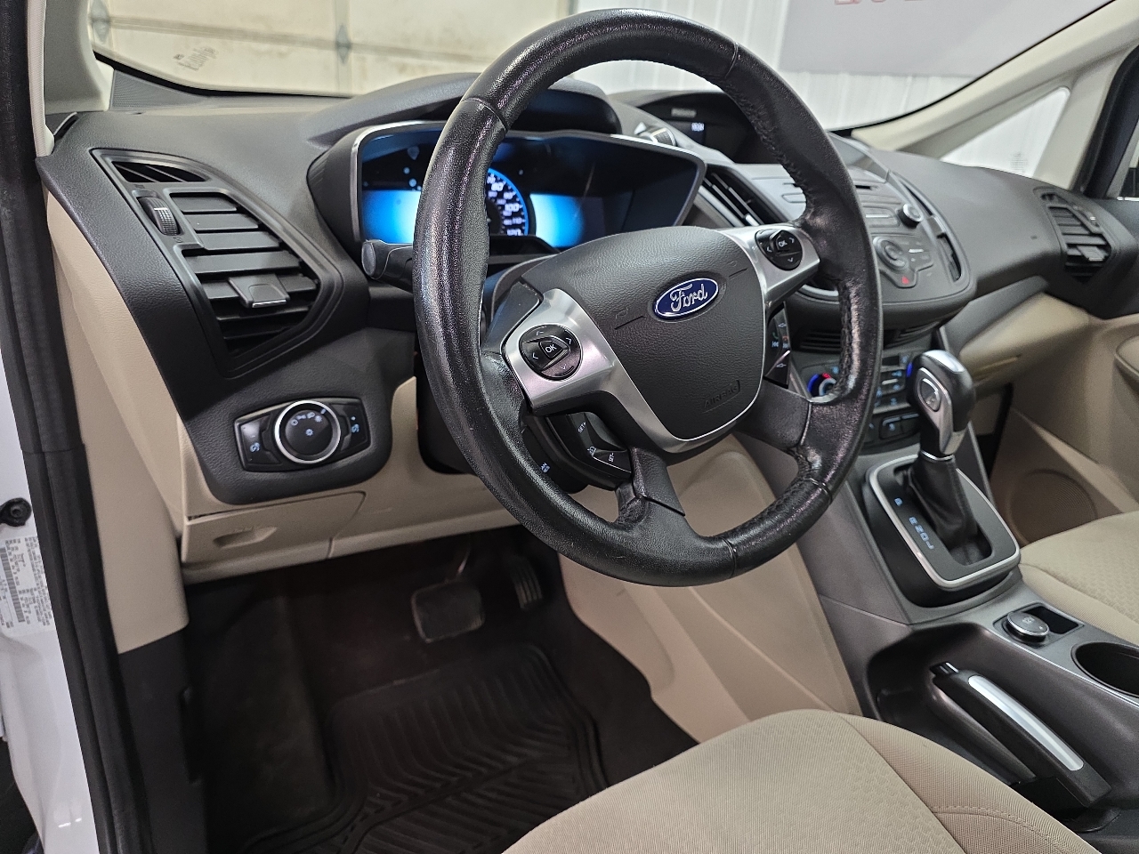 Ford C-Max Hybrid SE FWD 2017