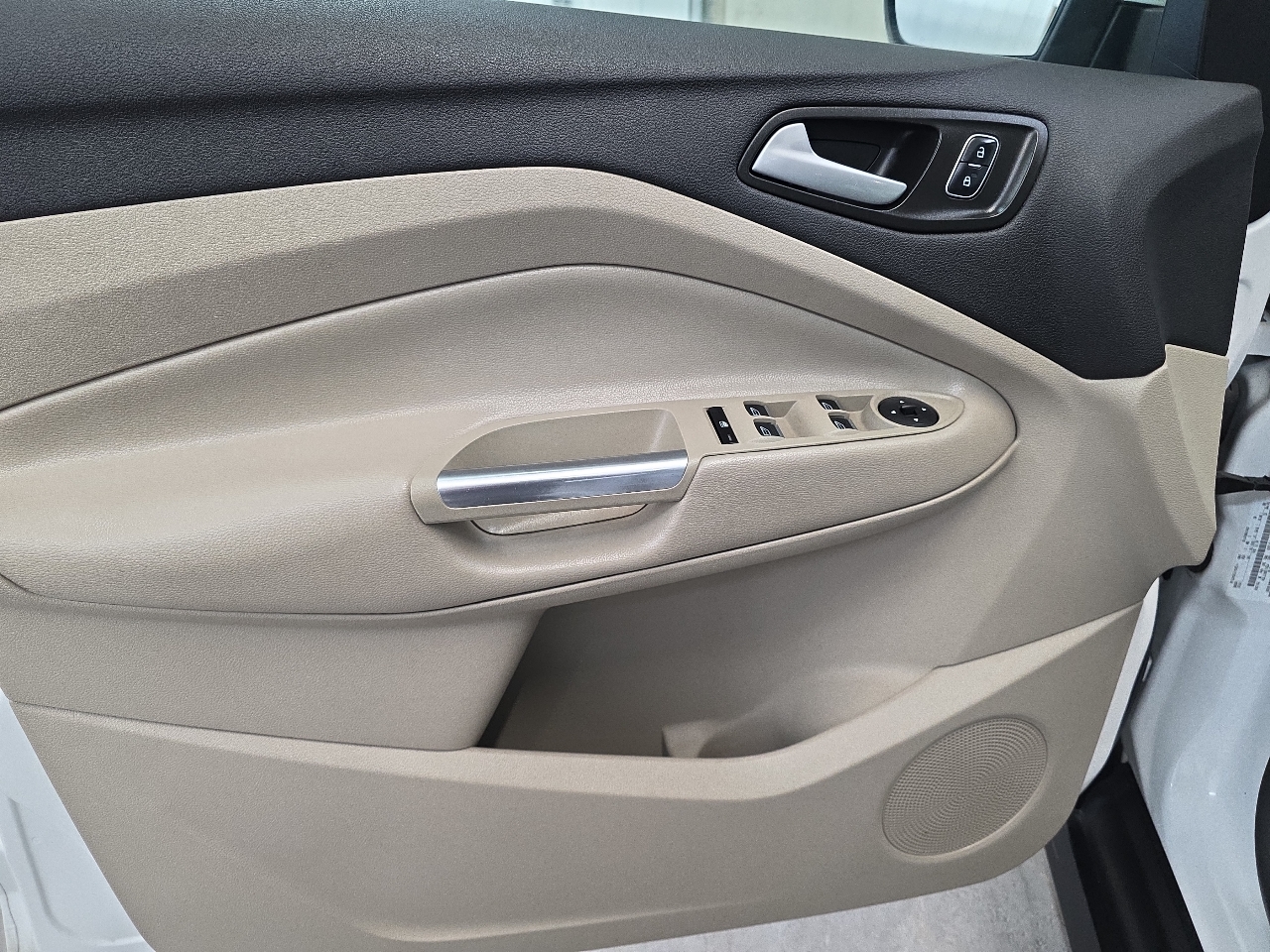 Ford C-Max Hybrid SE FWD 2017