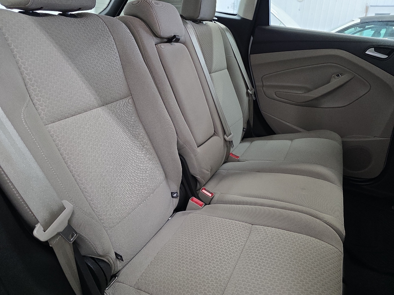 Ford C-Max Hybrid SE FWD 2017