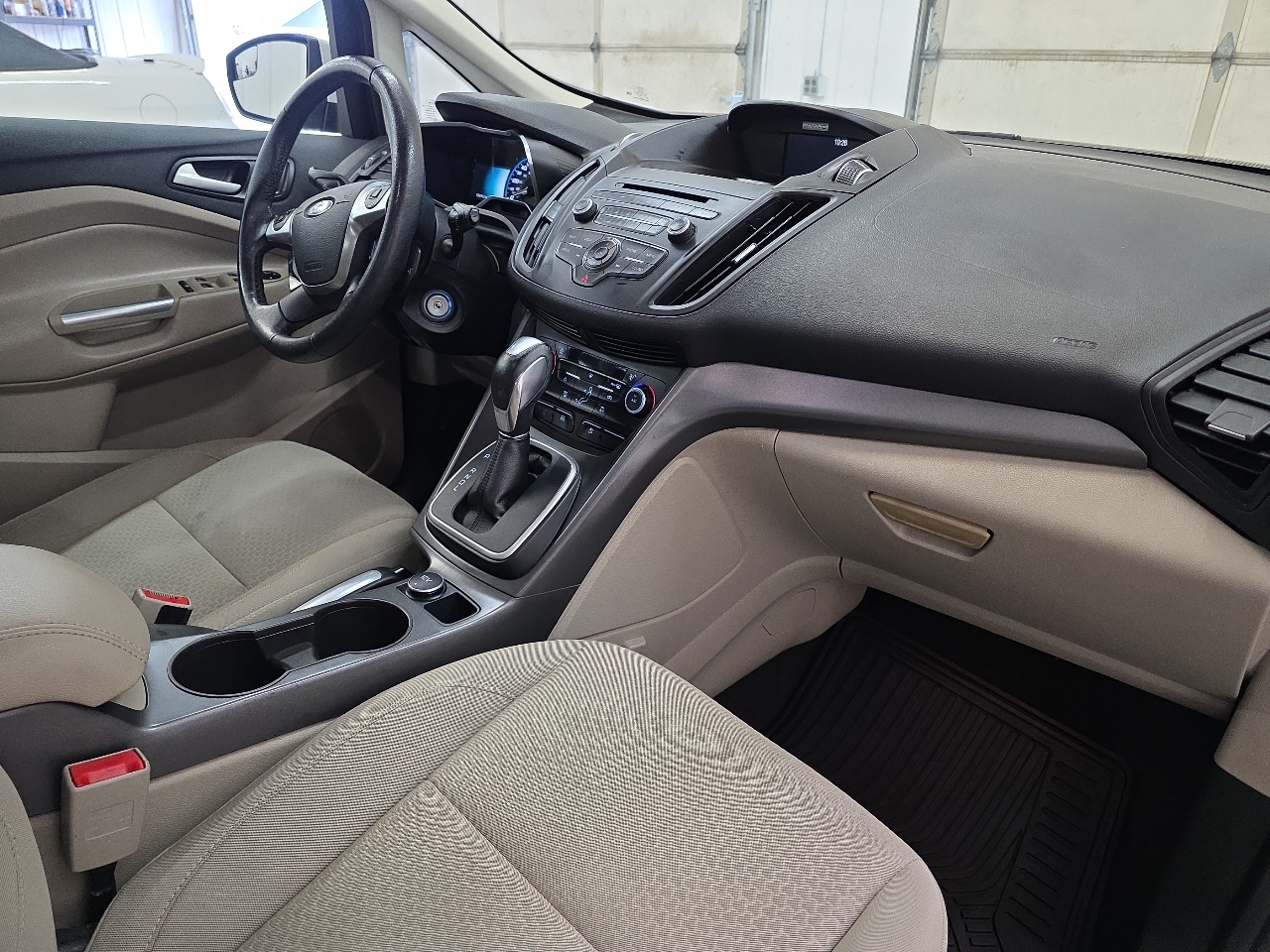 Ford C-Max Hybrid SE FWD 2017