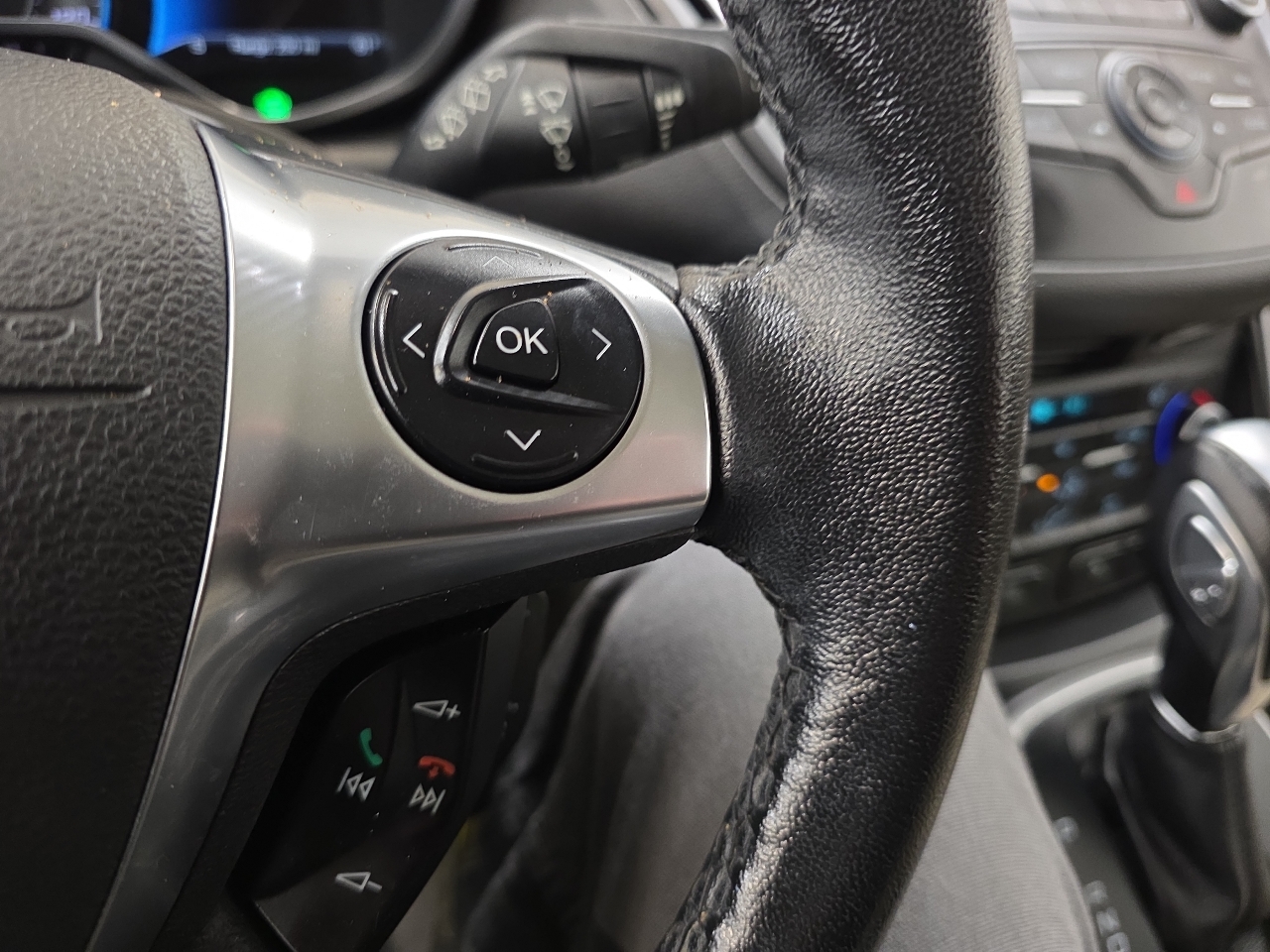 Ford C-Max Hybrid SE FWD 2017