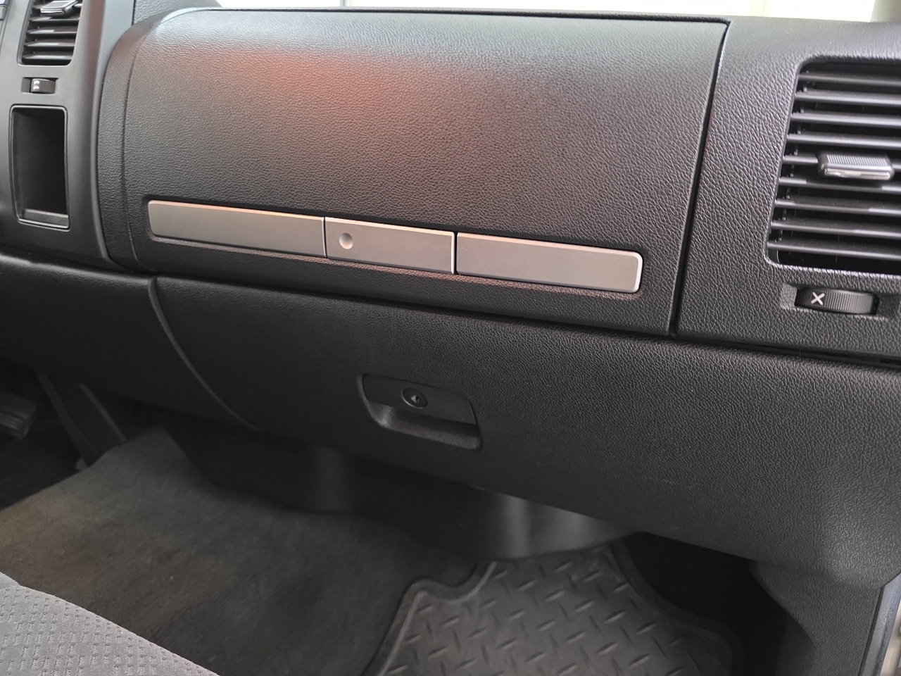 Chevrolet Silverado 1500 2WD Ext Cab 143.5" LT w/1LT 2008