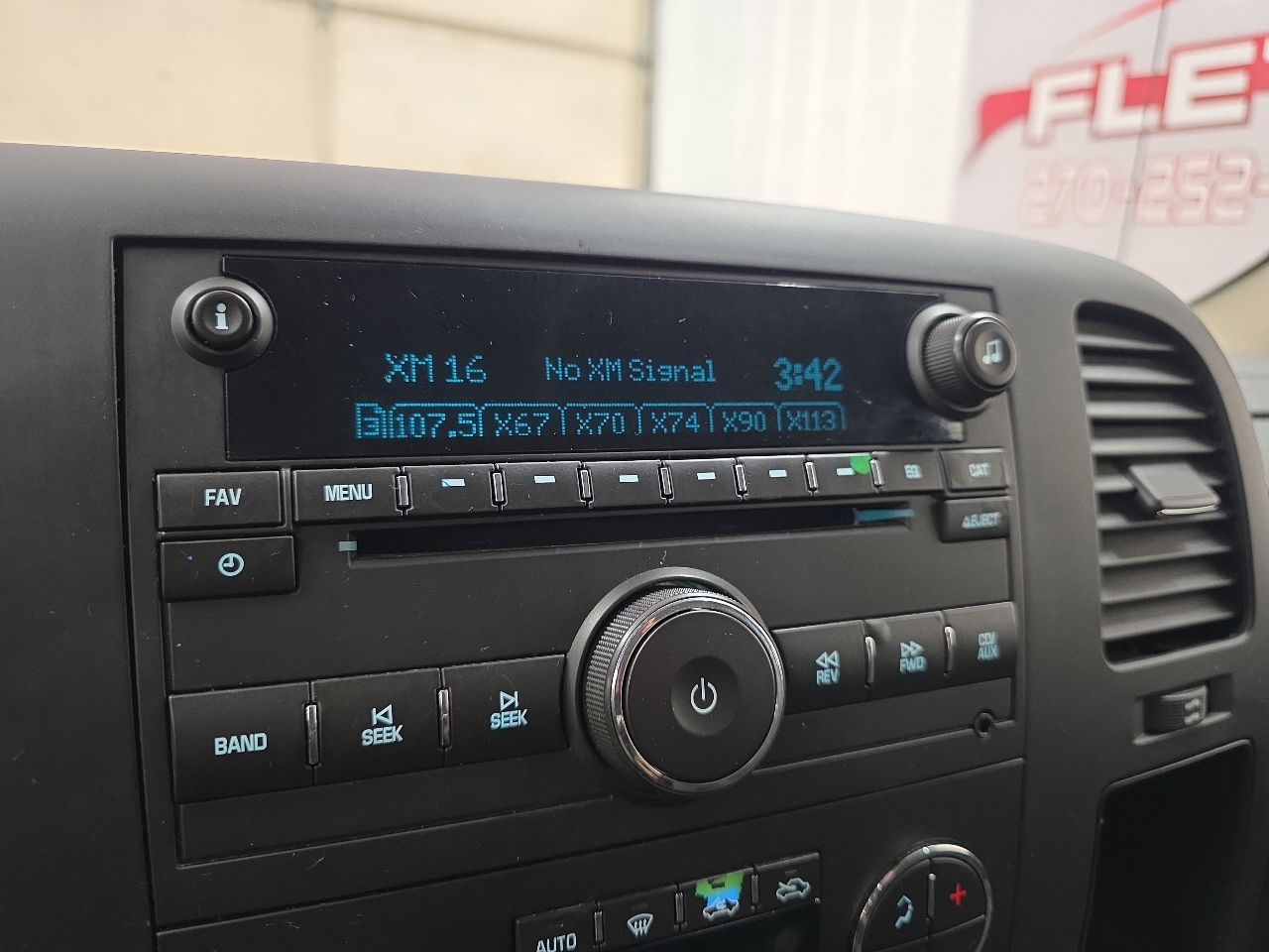 Chevrolet Silverado 1500 2WD Ext Cab 143.5" LT w/1LT 2008