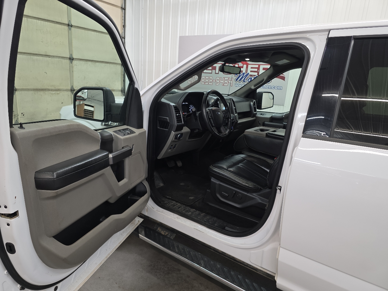 Ford F-150 4WD SuperCrew 139" XLT 2019
