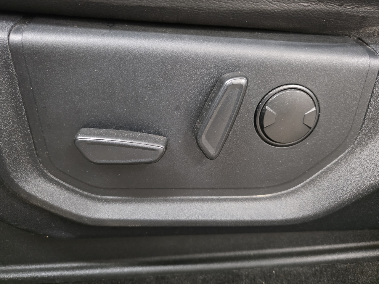 Ford F-150 4WD SuperCrew 139" XLT 2019