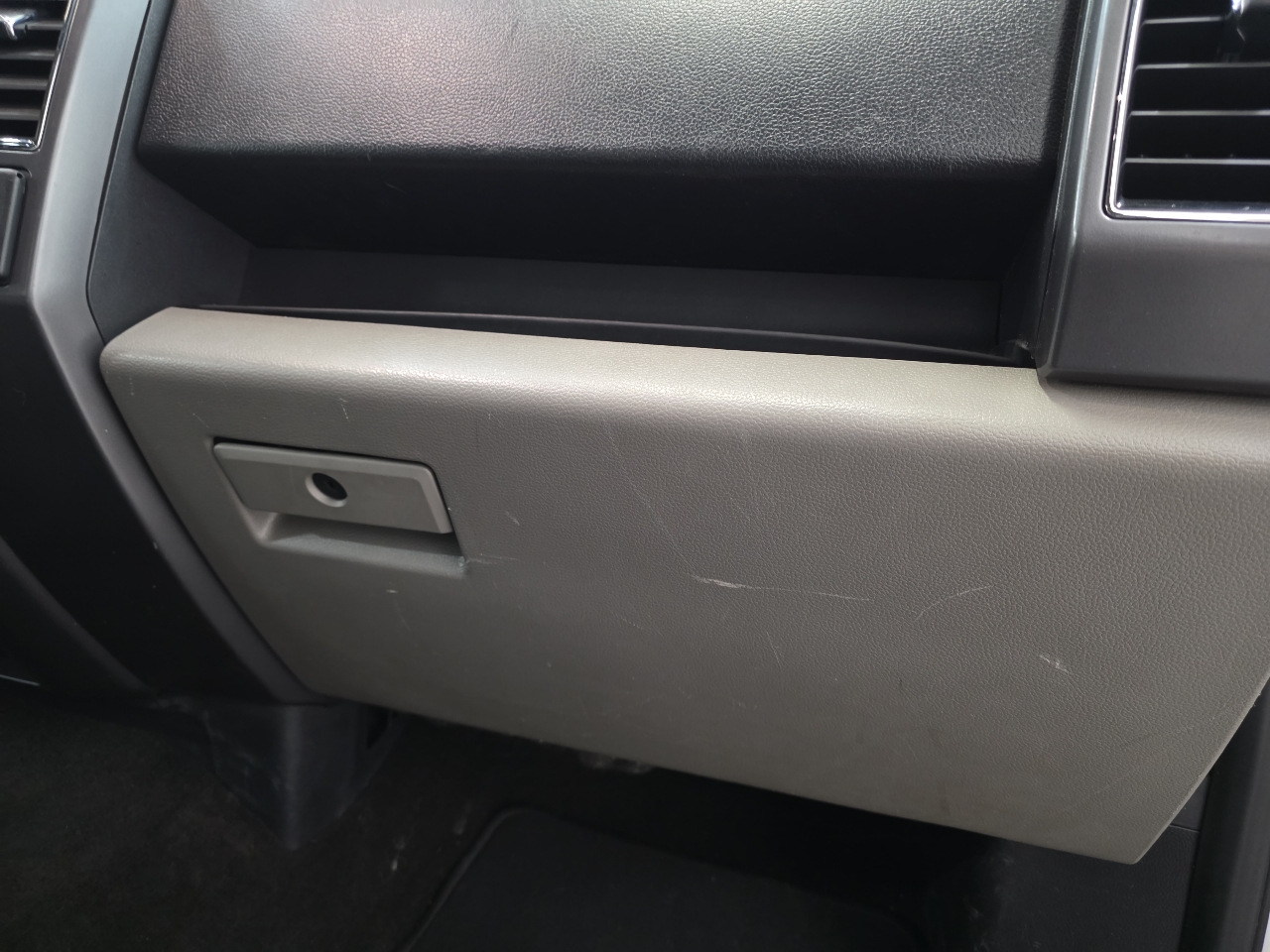 Ford F-150 4WD SuperCrew 139" XLT 2019