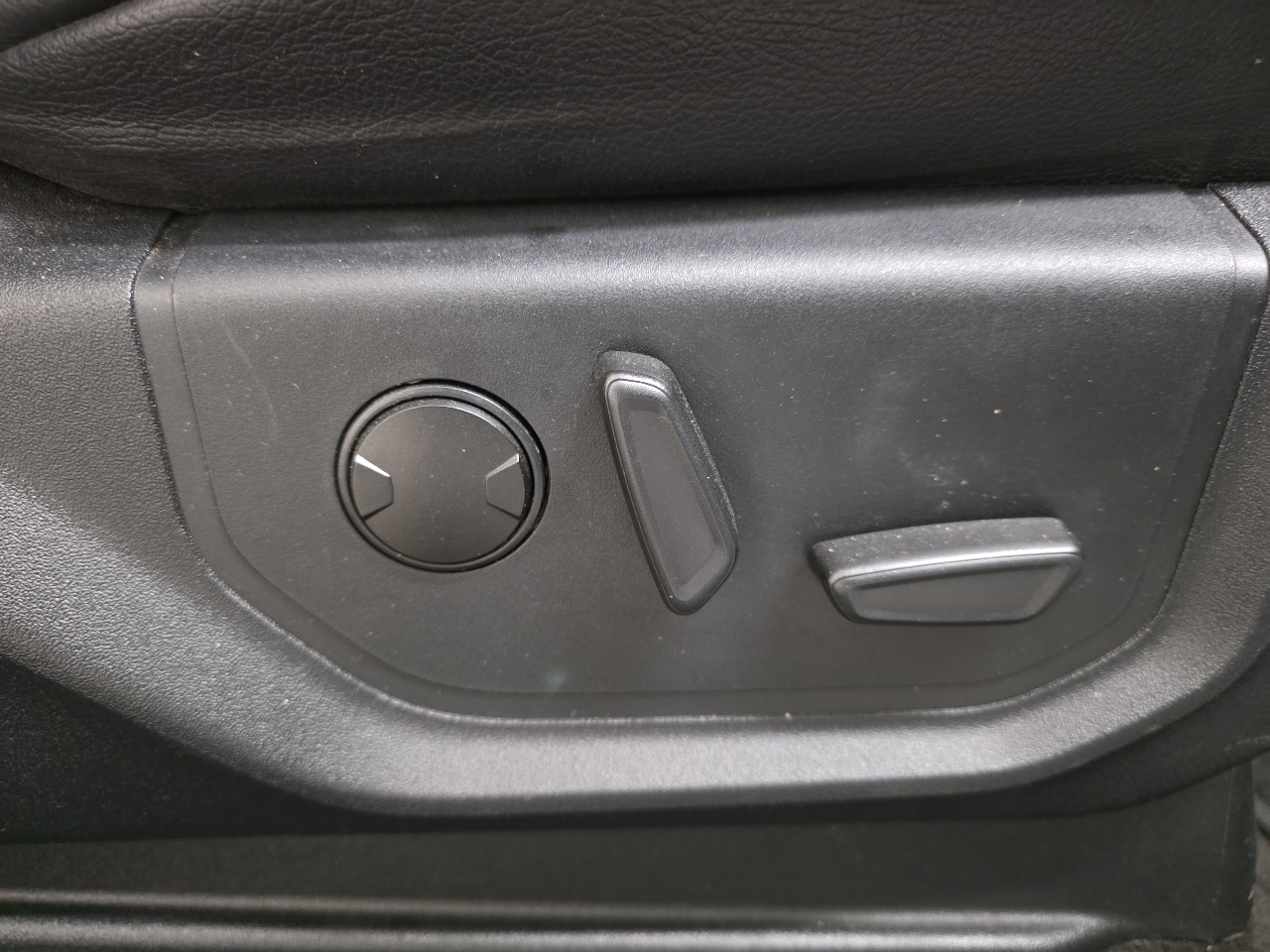 Ford F-150 4WD SuperCrew 139" XLT 2019