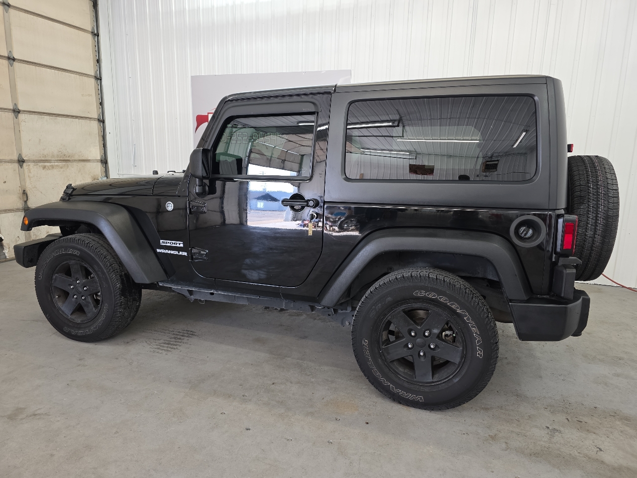 Jeep Wrangler 4WD 2dr Sport 2012