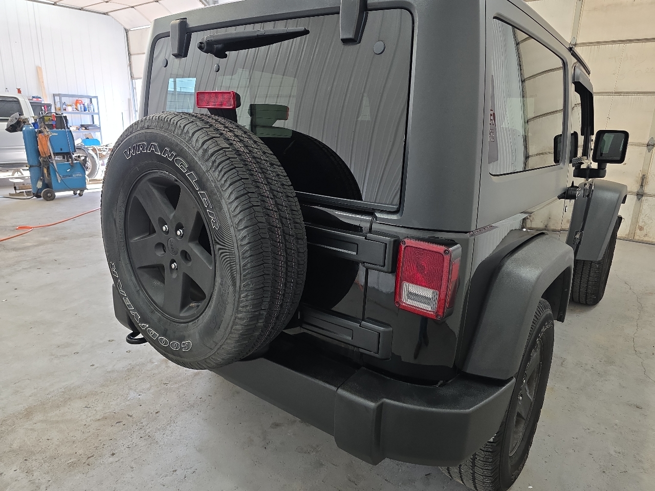 Jeep Wrangler 4WD 2dr Sport 2012
