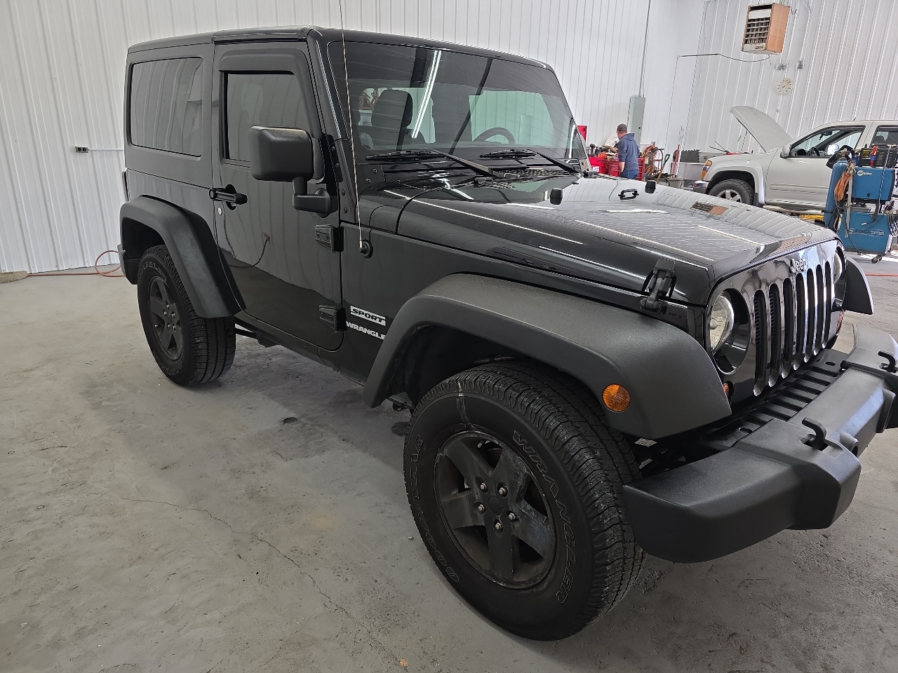 Jeep Wrangler 4WD 2dr Sport 2012