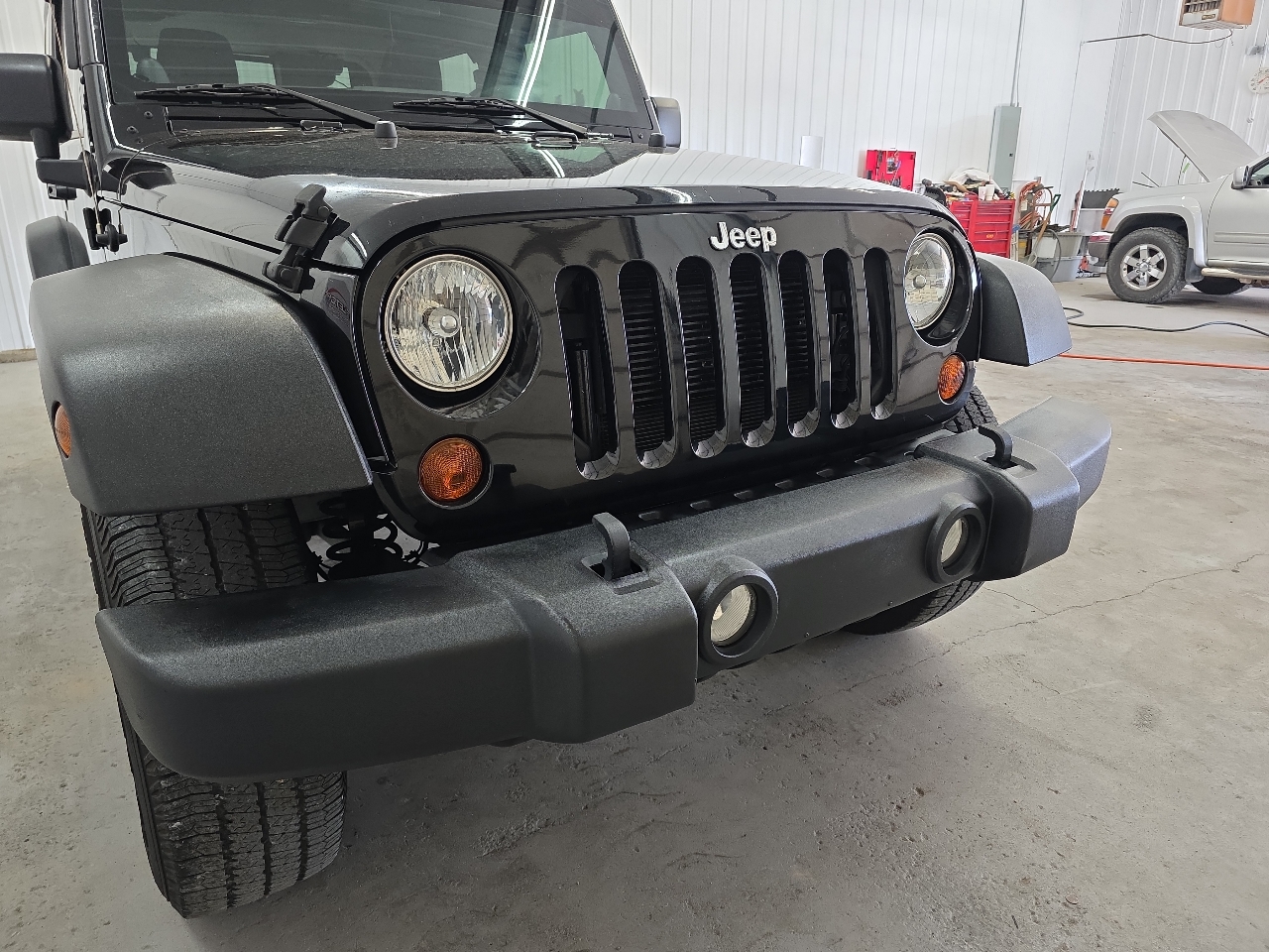 Jeep Wrangler 4WD 2dr Sport 2012