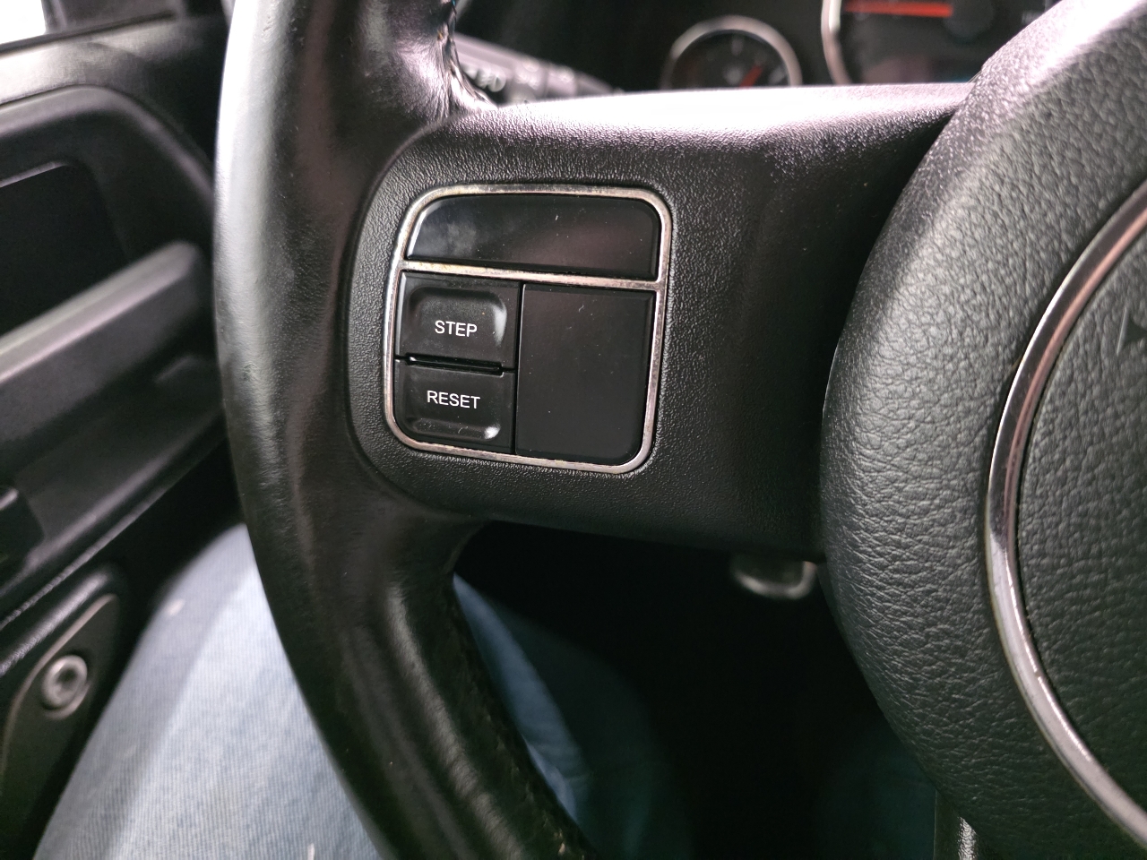 Jeep Wrangler 4WD 2dr Sport 2012