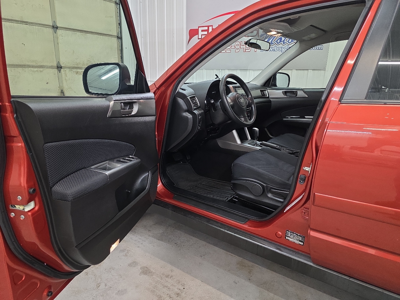 Subaru Forester 4dr Auto 2.5X w/Alloy Wheel Value Pkg 2011