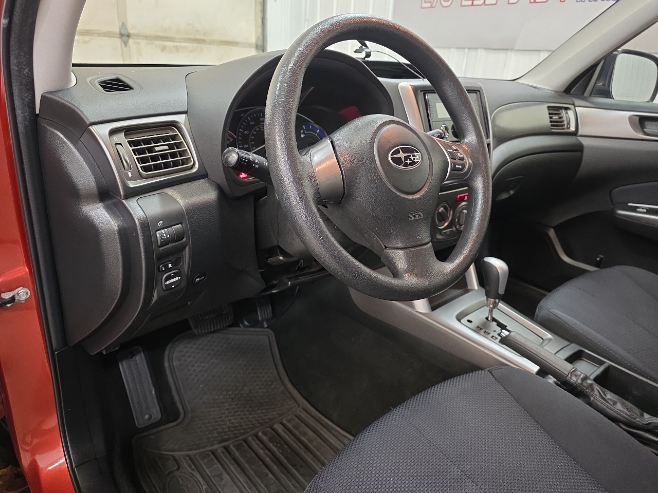 Subaru Forester 4dr Auto 2.5X w/Alloy Wheel Value Pkg 2011