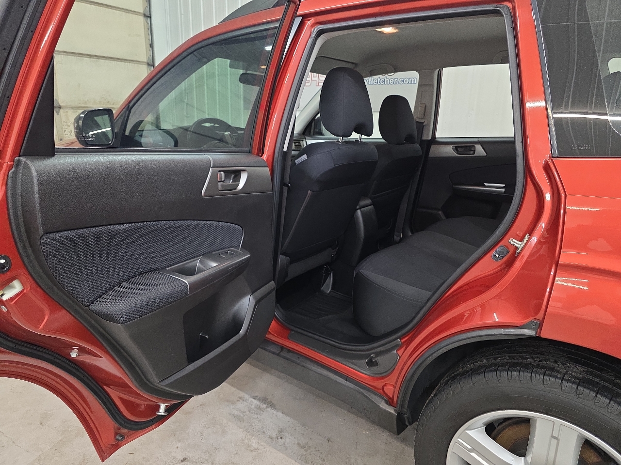 Subaru Forester 4dr Auto 2.5X w/Alloy Wheel Value Pkg 2011