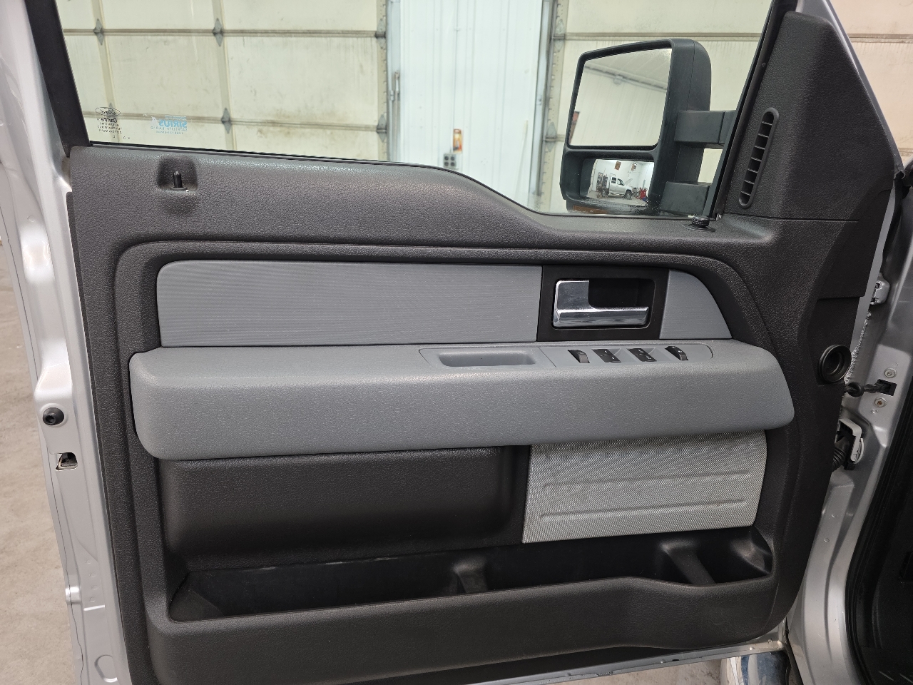 Ford F-150 4WD SuperCrew 145" King Ranch 2013