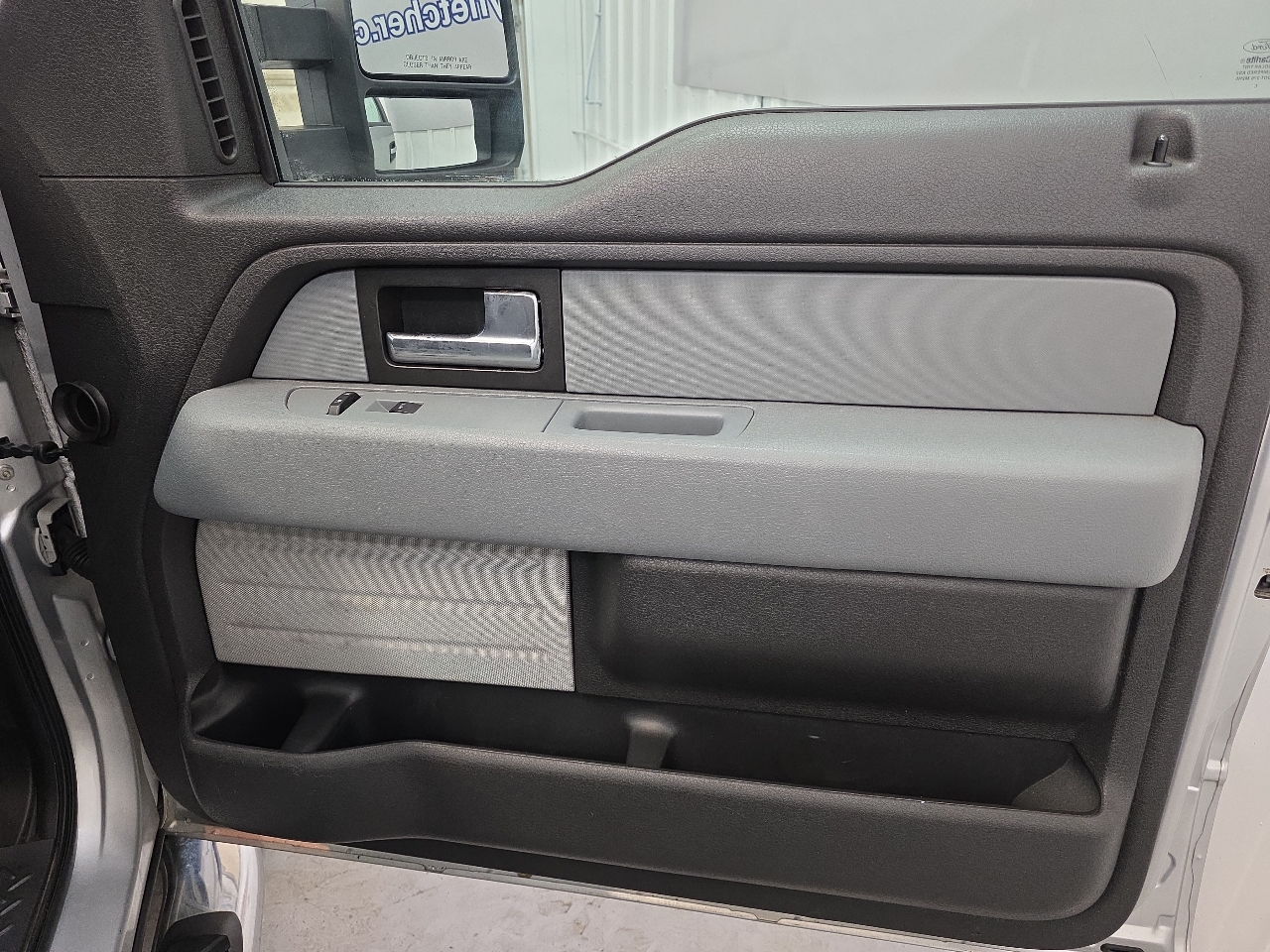 Ford F-150 4WD SuperCrew 145" King Ranch 2013