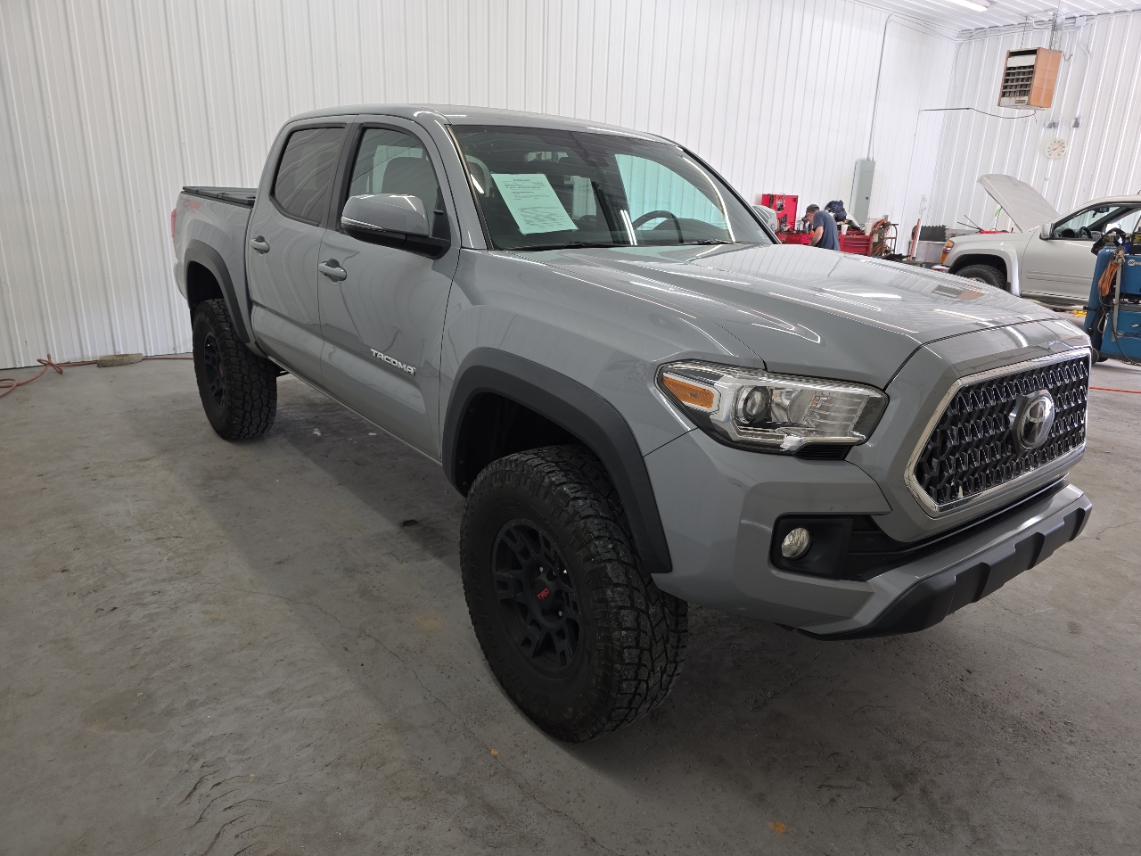 Toyota Tacoma 4WD TRD Off Road Double Cab 5' Bed V6 MT (Natl) 2019