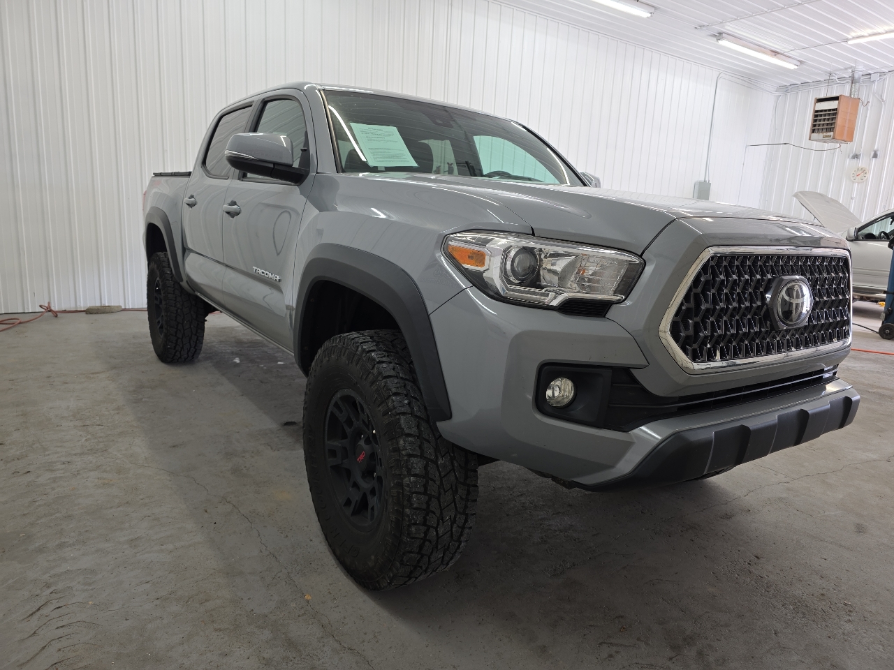 Toyota Tacoma 4WD TRD Off Road Double Cab 5' Bed V6 MT (Natl) 2019