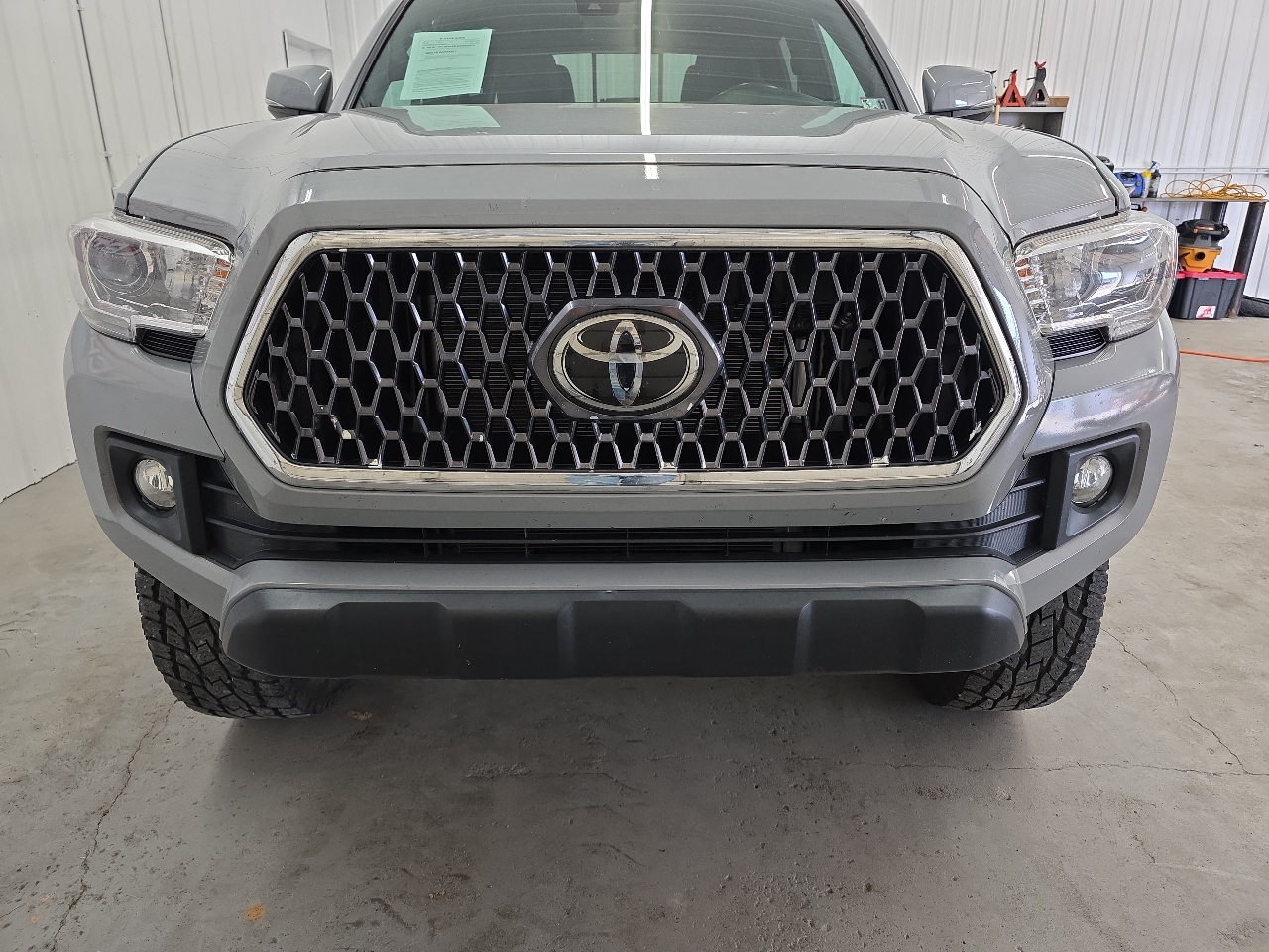 Toyota Tacoma 4WD TRD Off Road Double Cab 5' Bed V6 MT (Natl) 2019