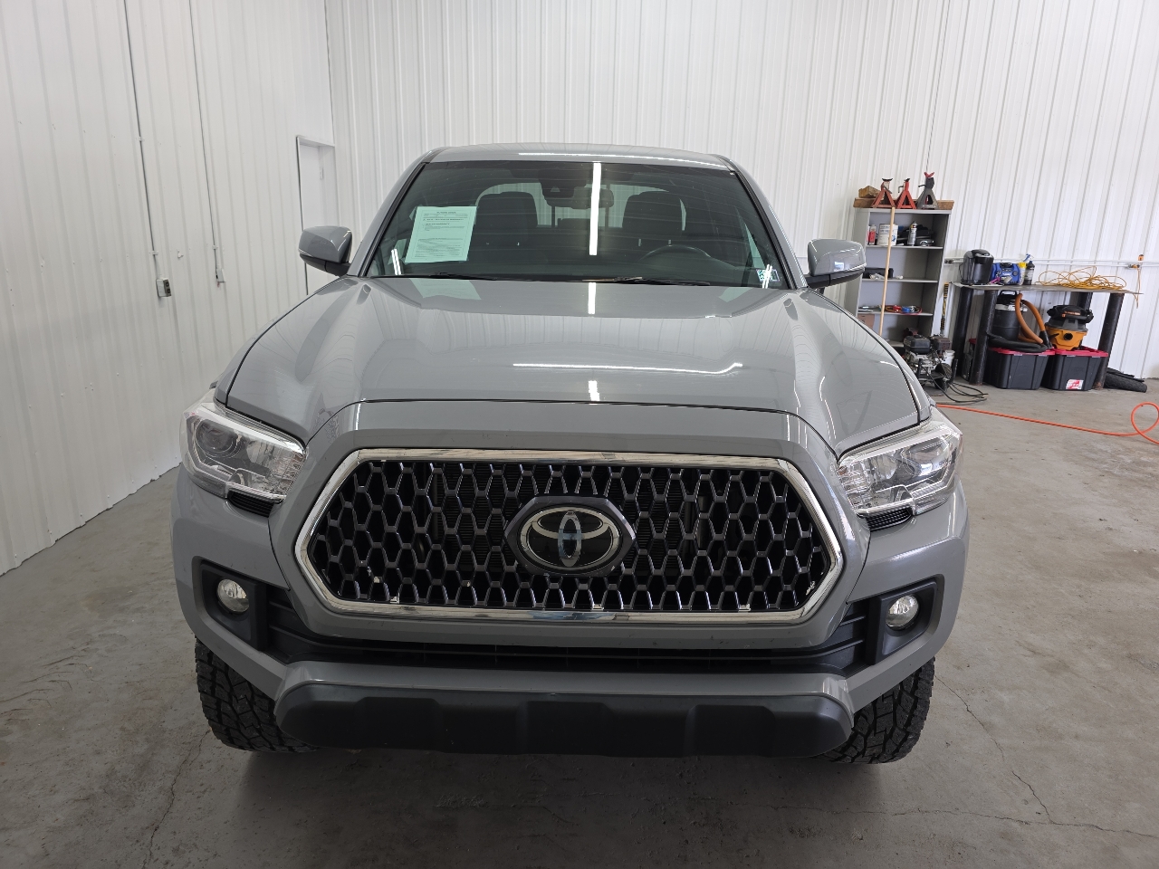Toyota Tacoma 4WD TRD Off Road Double Cab 5' Bed V6 MT (Natl) 2019