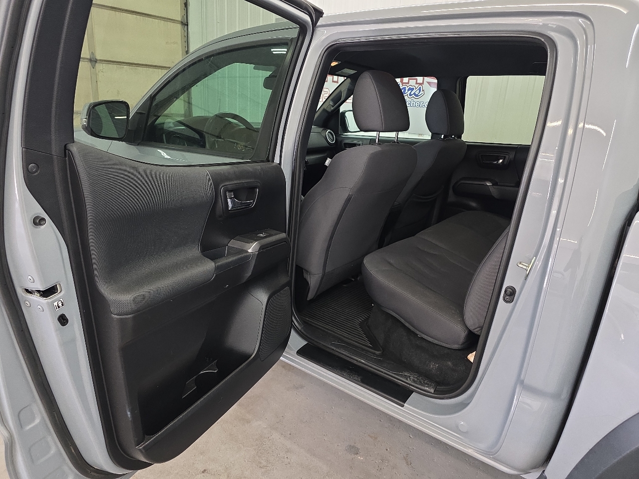 Toyota Tacoma 4WD TRD Off Road Double Cab 5' Bed V6 MT (Natl) 2019