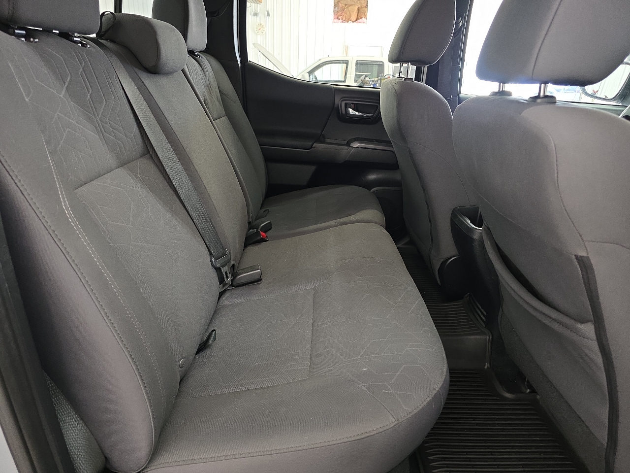 Toyota Tacoma 4WD TRD Off Road Double Cab 5' Bed V6 MT (Natl) 2019