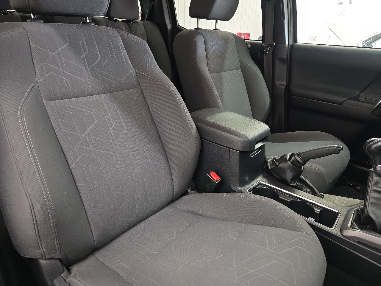 Toyota Tacoma 4WD TRD Off Road Double Cab 5' Bed V6 MT (Natl) 2019