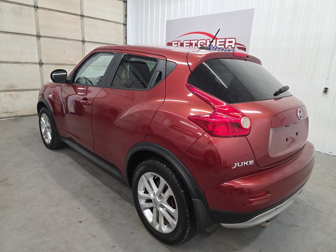 Nissan Juke 5dr Wgn CVT SV AWD 2012