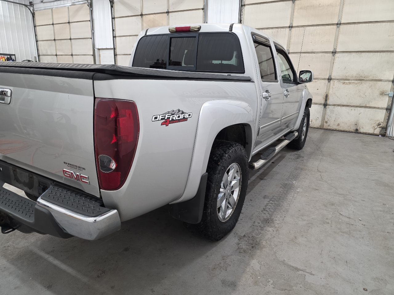GMC Canyon 4WD Ext Cab 125.9" SLT 2010