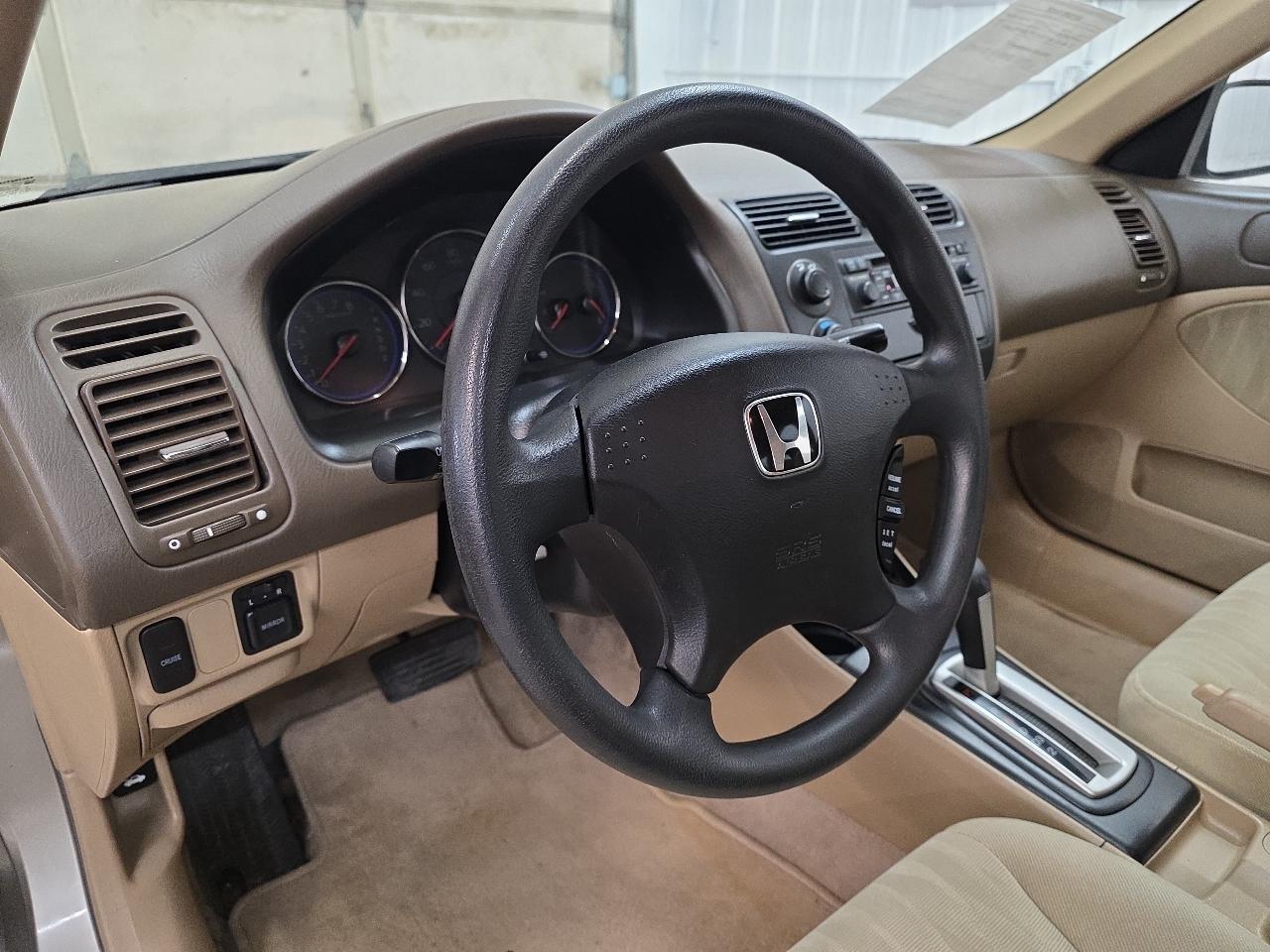 Honda Civic Sdn LX AT 2005