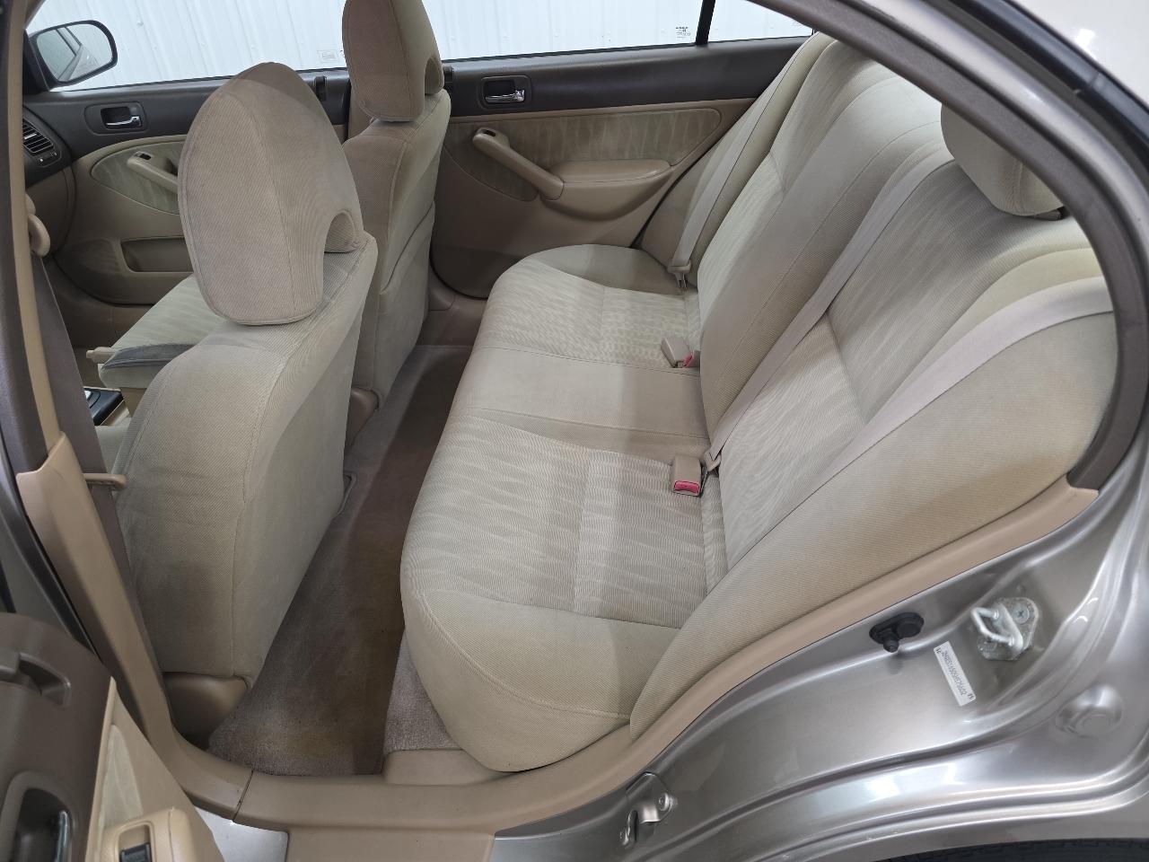 Honda Civic Sdn LX AT 2005