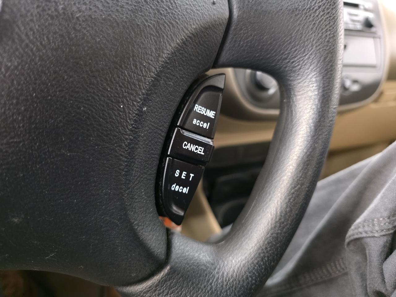 Honda Civic Sdn LX AT 2005