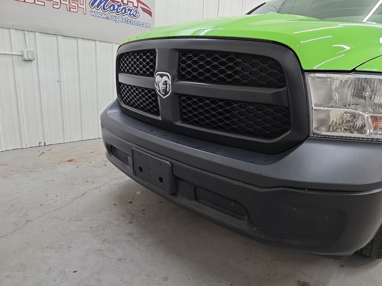 RAM 1500 2WD Reg Cab 120.5" Tradesman 2016