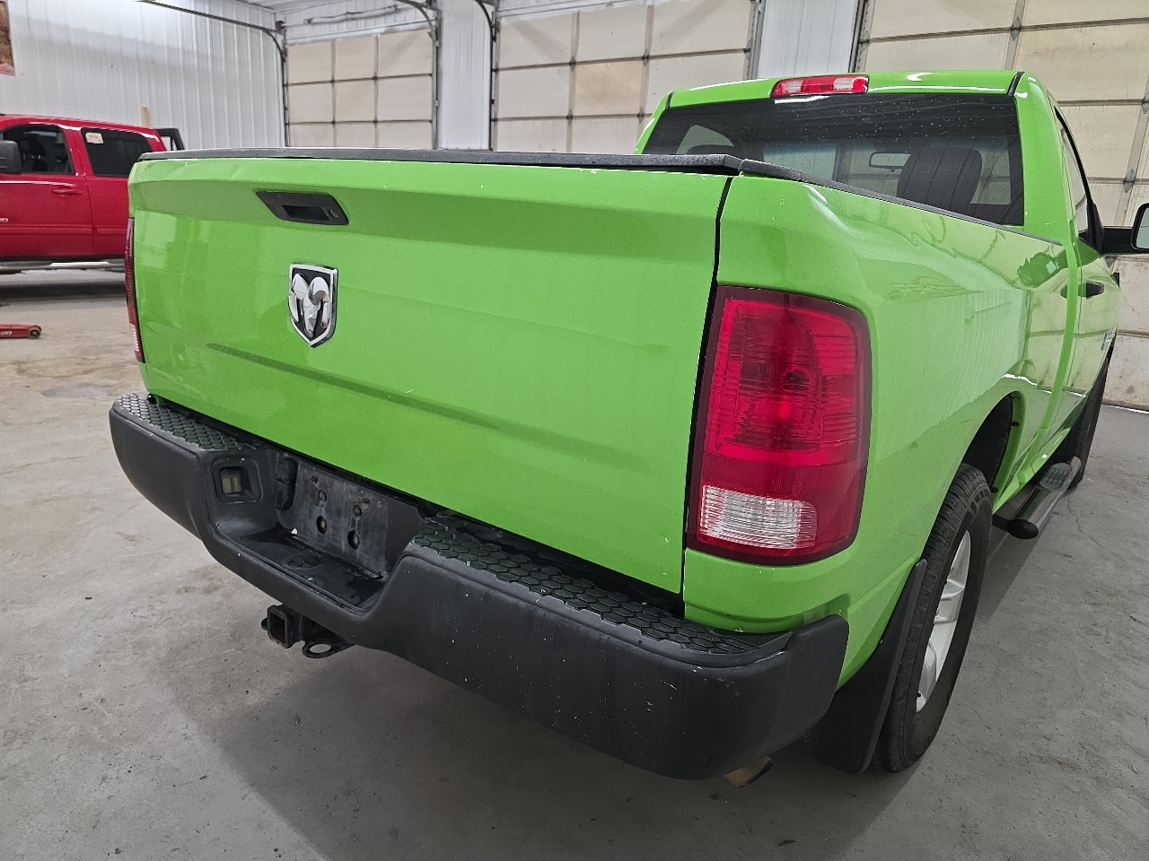 RAM 1500 2WD Reg Cab 120.5" Tradesman 2016