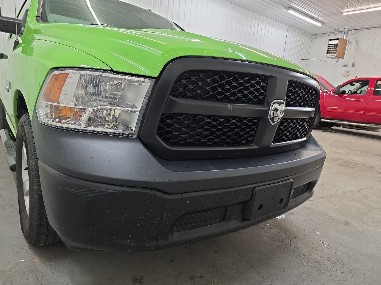 RAM 1500 2WD Reg Cab 120.5" Tradesman 2016